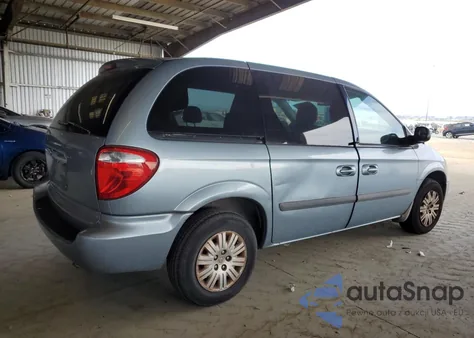 2006 Chrysler Town & Country из США, поврежденный, VIN 1A4GP45R46B702807